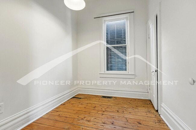 Building Photo - 3415 Arapahoe St