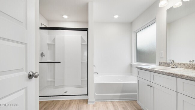 Building Photo - 5037 Rivergrass Dr