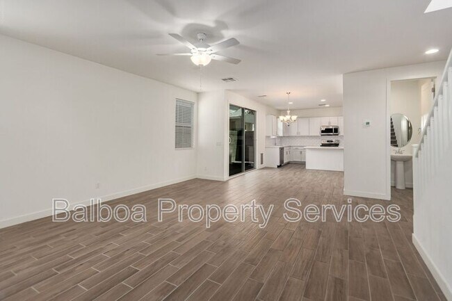 Building Photo - 5528 S Dillon Cir