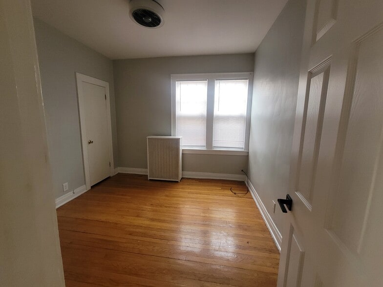 Bedroom 2 - 14115 S Dearborn St