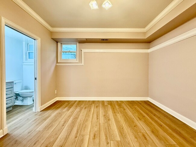 Building Photo - 676 Canyon Dr