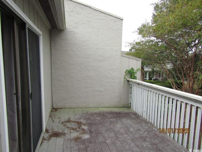 Building Photo - 938 Villa Dr