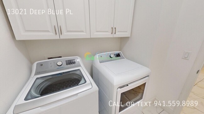 Building Photo - 13021 Deep Blue Pl