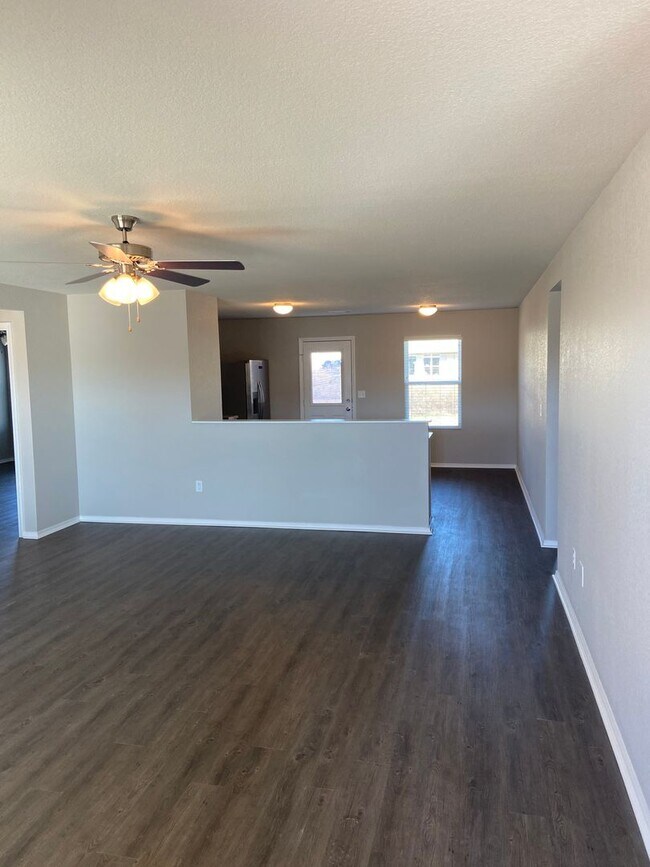 Building Photo - Pre-Leasing Now! Spacious  Four Bedroom | Two Bath Home in Conway
