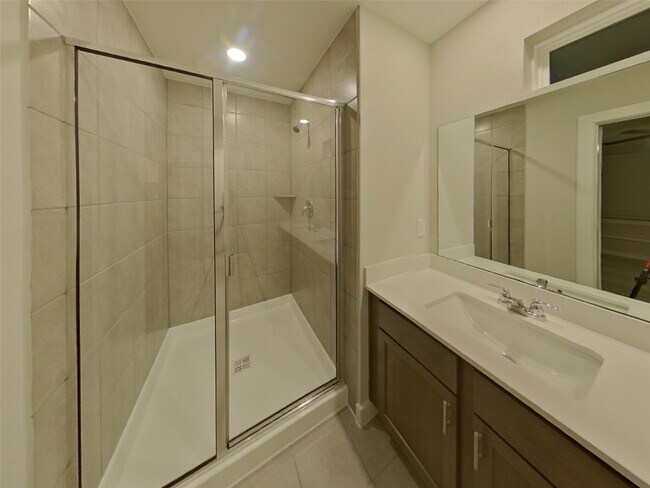 Building Photo - 4922 San Fabiano Ct