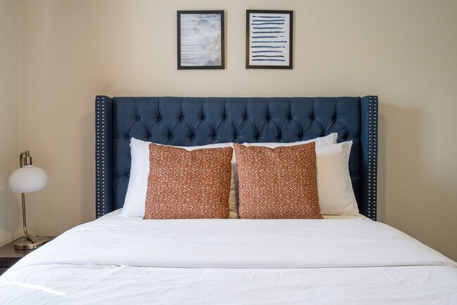 Building Photo - 58 Auburn Dr SW