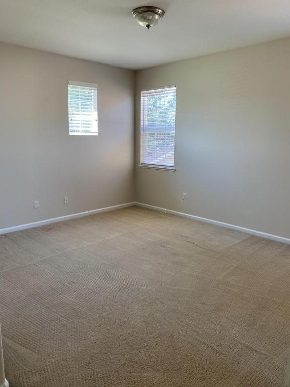 Building Photo - 2372 River Rock Dr