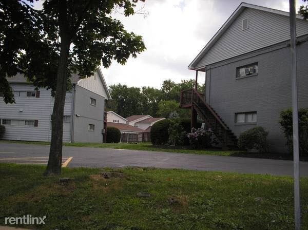 Building Photo - 56 W High St