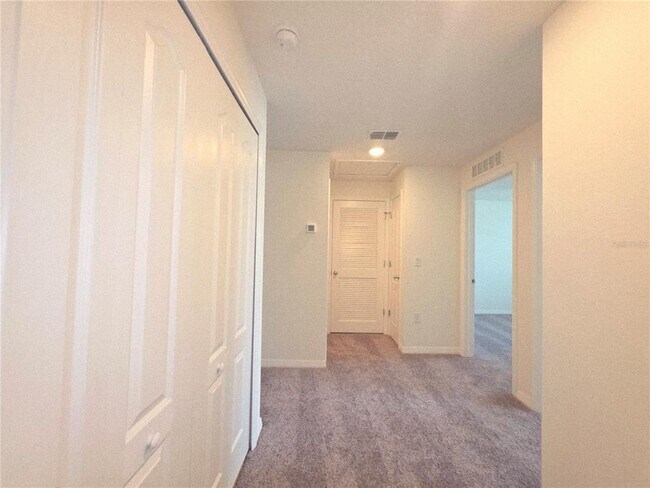 Building Photo - 1888 Katz Crossing Dr