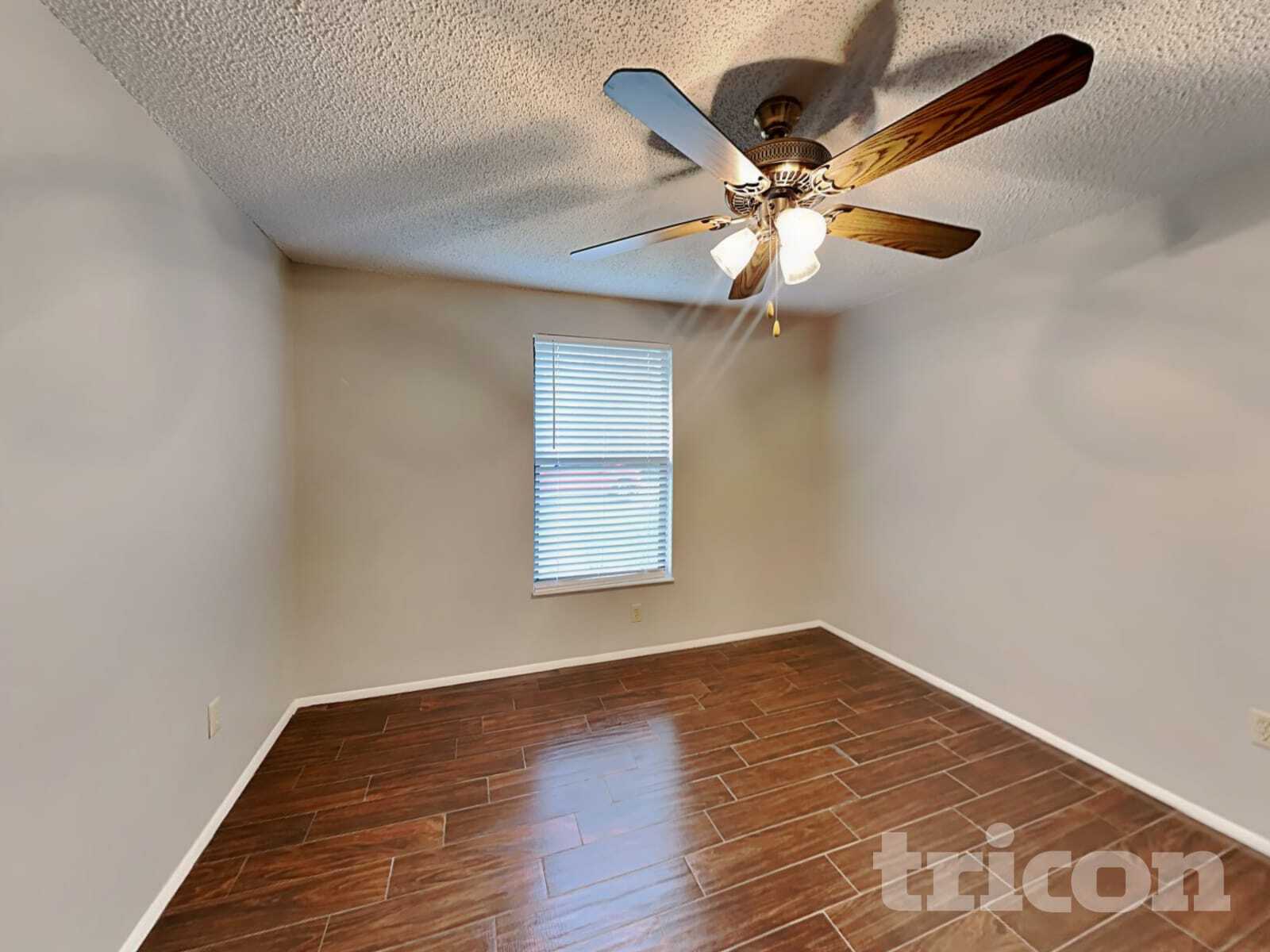 Building Photo - 8102 Chickasaw Ln