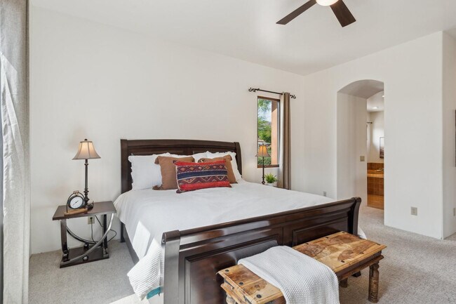 Building Photo - 7701 E Golden Eagle Cir