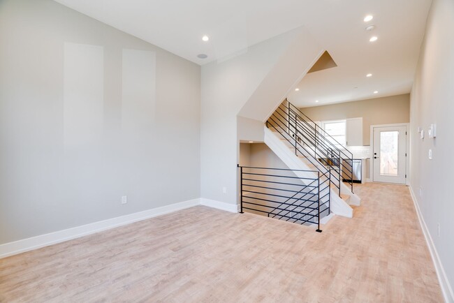 Building Photo - Stylish New Construction Near Fishtown