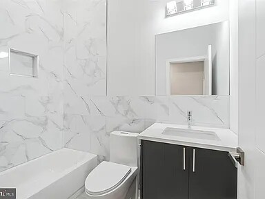 Building Photo - 2417 N 7th St