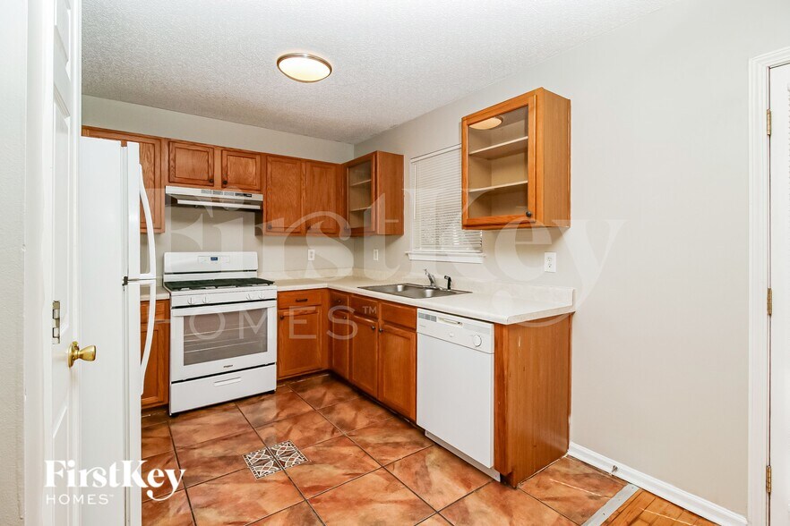 Building Photo - 4634 Idlewood Park