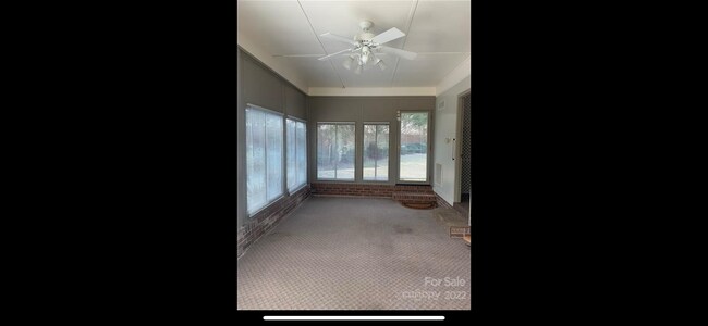 Building Photo - 408 Gillsbrook Rd
