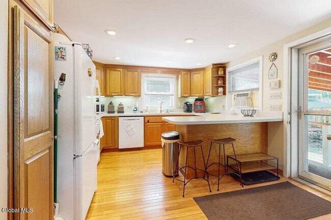 Building Photo - 108 Birdsall Rd
