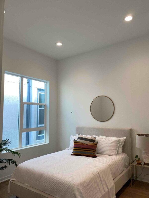 Building Photo - 4829 Craner Ave