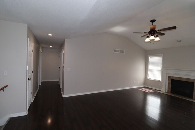 Building Photo - Gorgeous Home for Rent