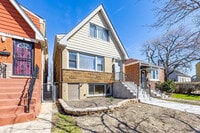 Building Photo - 4914 W 32nd Pl