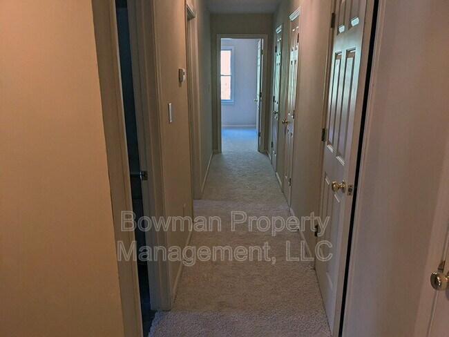 Building Photo - 170 Woodhaven Ridge