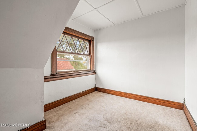 Building Photo - 50 Peters Pl