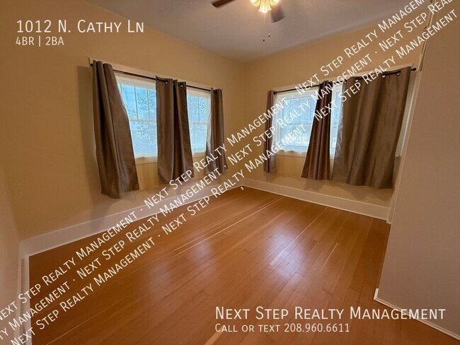 Building Photo - 1012 N Cathy Ln