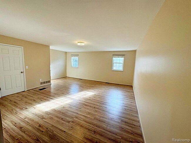 Building Photo - 19479 Scenic Harbour Dr