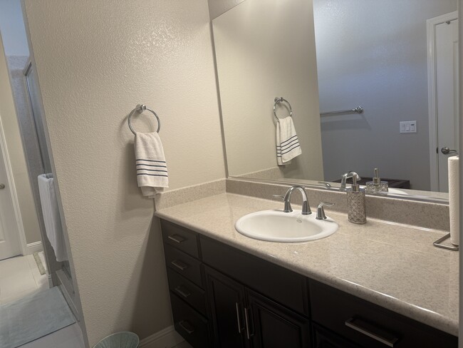 Building Photo - 1141 Veranda Wy