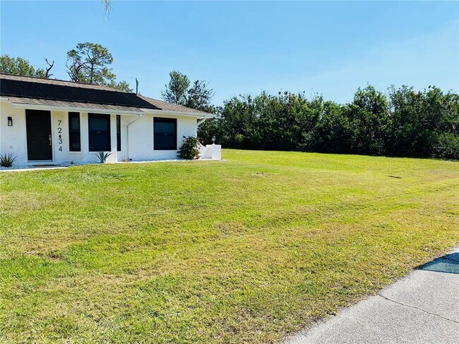 Building Photo - 7234 Maguire Ln