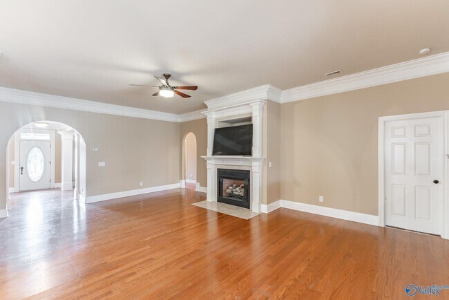 Building Photo - 105 Blanca Dr
