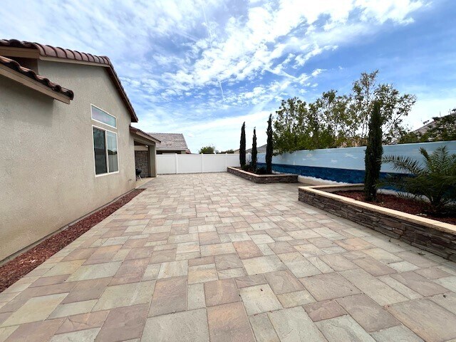 Building Photo - 14305 Pemberley Passage Ave