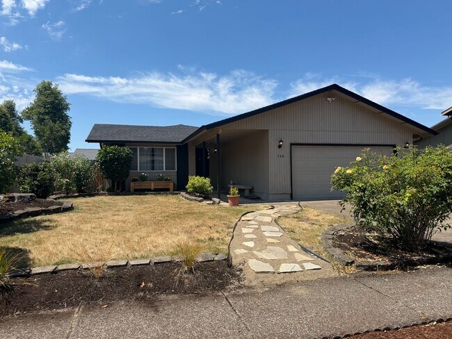 Building Photo - Updated 3-bedroom, 2-bathroom house in desirable Thurston neighborhood!