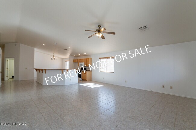 Building Photo - 2439 W Rousseau St
