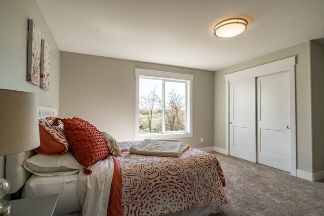 Building Photo - New home in Star Idaho's premier walking community!