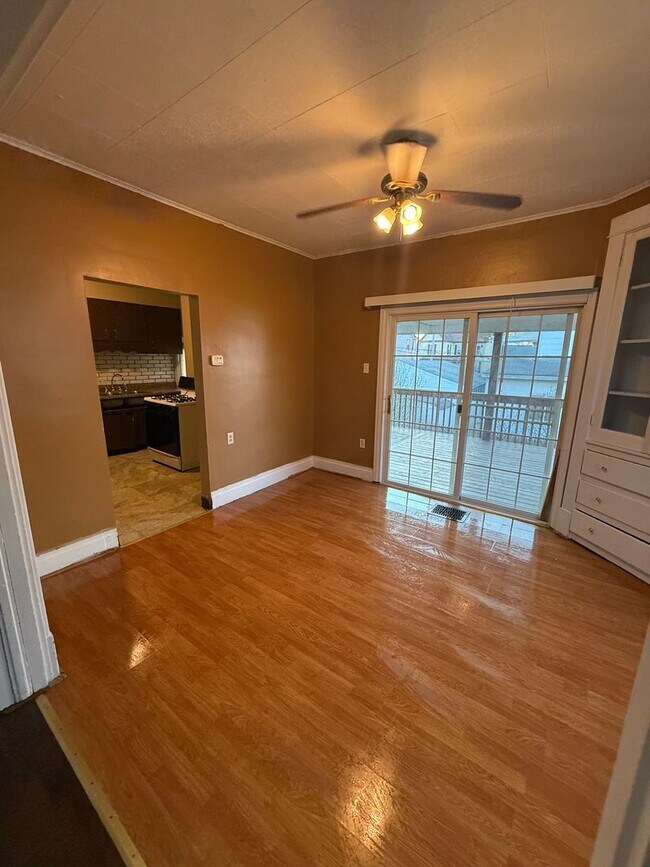 Building Photo - 2-Bedroom 1 Bath House with Spacious Entertaining Porch