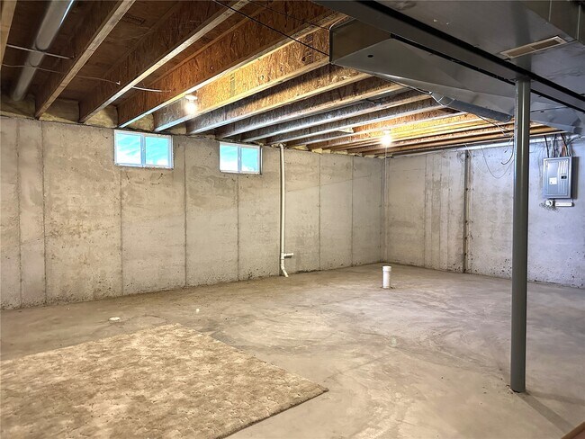 Building Photo - 207 Shady Rock Ln
