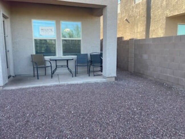 Building Photo - Beautiful Move-In Ready Two-Story Home in Silverbell Crossing!