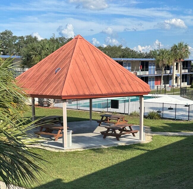 Building Photo - 43420 US-27