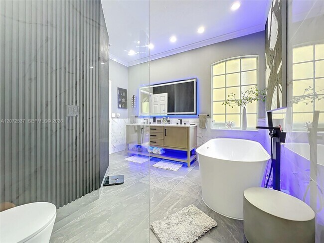Building Photo - 13430 Meadow Bay Loop