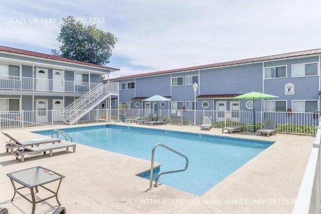 Building Photo - 1664 Beach Blvd