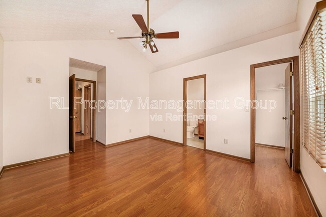 Building Photo - 1064 Wexford Green Blvd