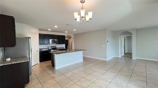 Building Photo - 2440 White Poppy Dr