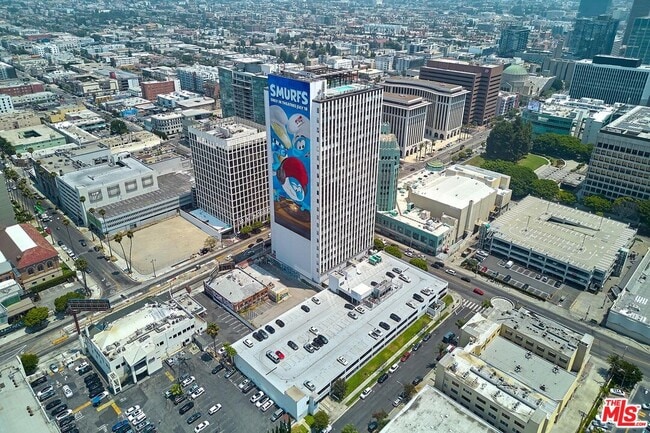 Building Photo - 3810 Wilshire Blvd