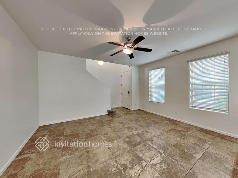 Building Photo - 3365 E Constitution Dr