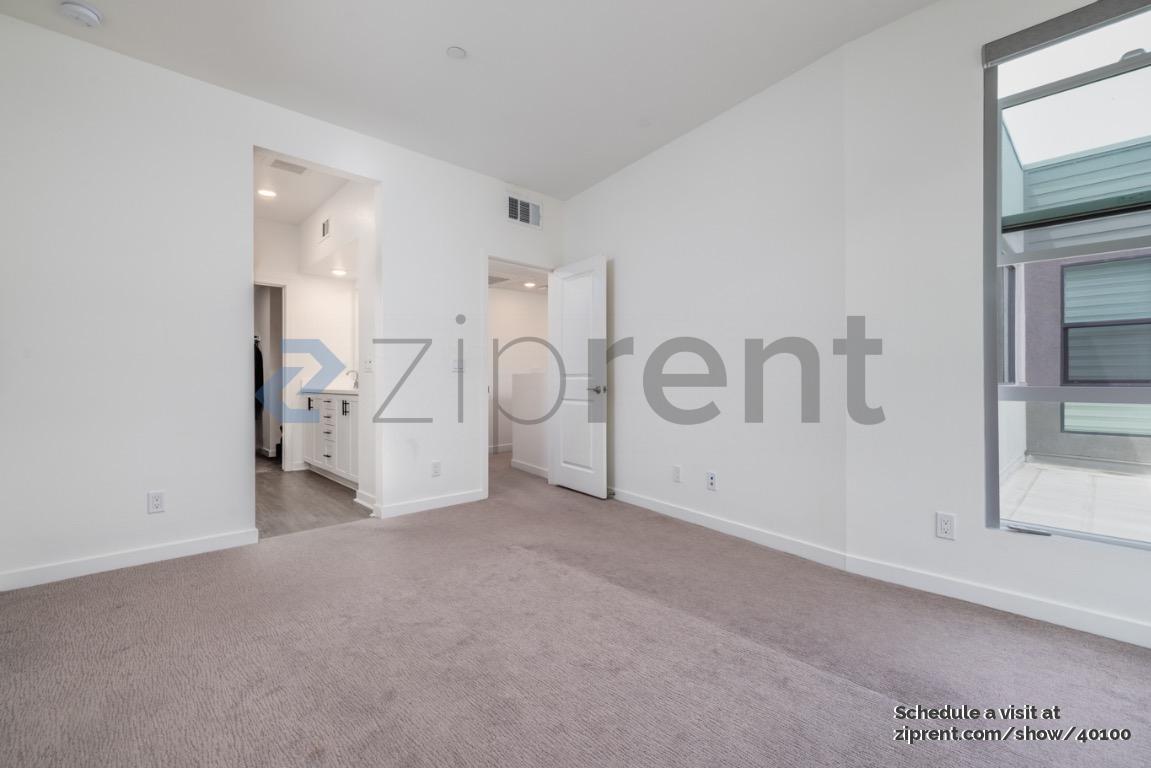 Building Photo - 11048 Luminate Dr