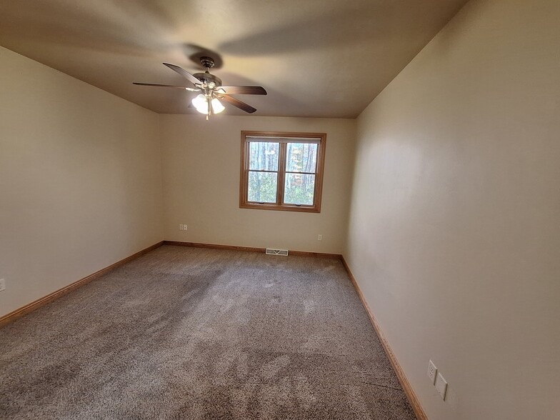 Building Photo - 1338 Haley Ct