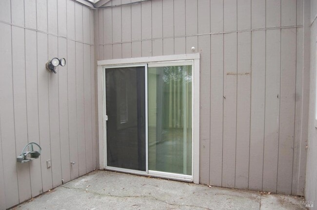 Building Photo - 77 El Toro Ct