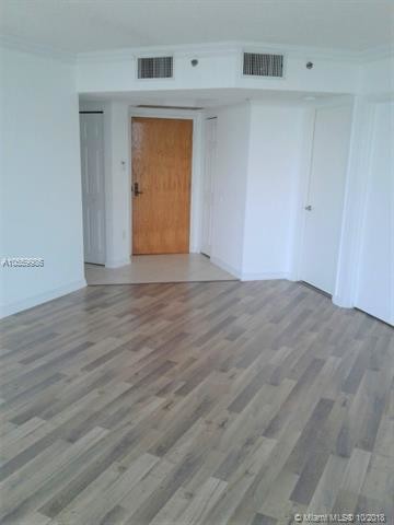 Building Photo - 7330 Ocean Terrace