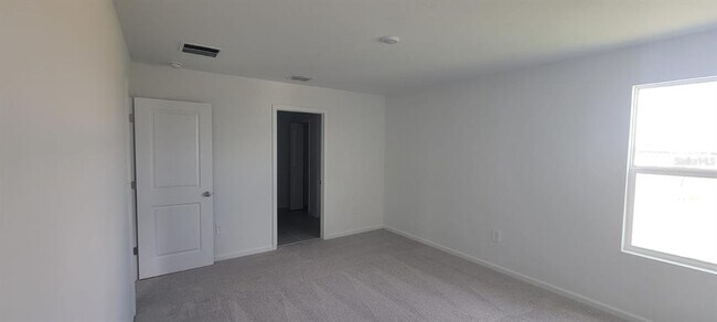 Building Photo - 3359 Alexander Dr