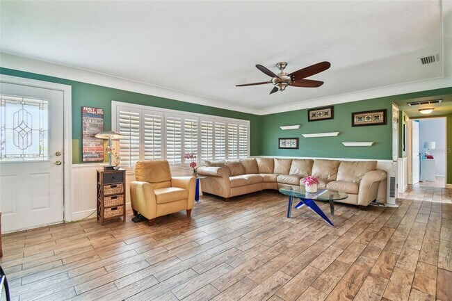 Building Photo - 2331 64th St N